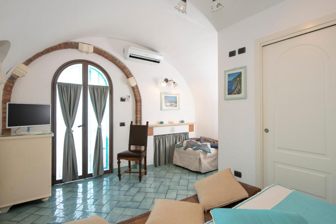 Hotel La Ninfa Amalfi Dış mekan fotoğraf
