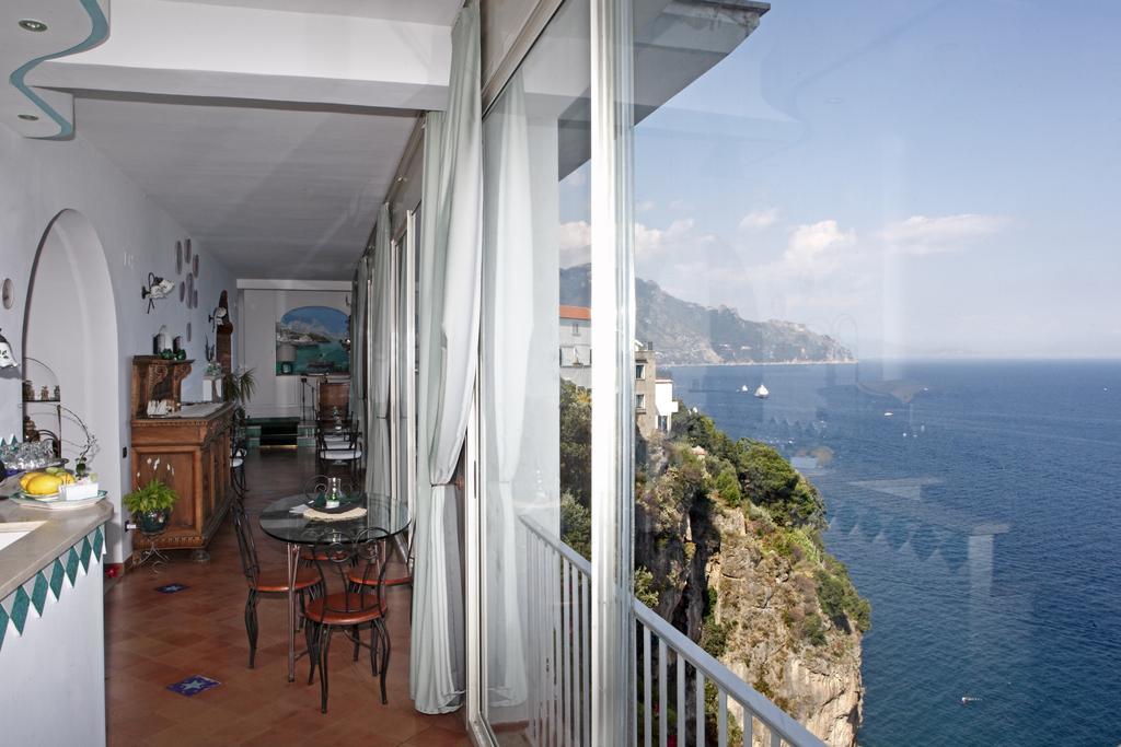 Hotel La Ninfa Amalfi Dış mekan fotoğraf